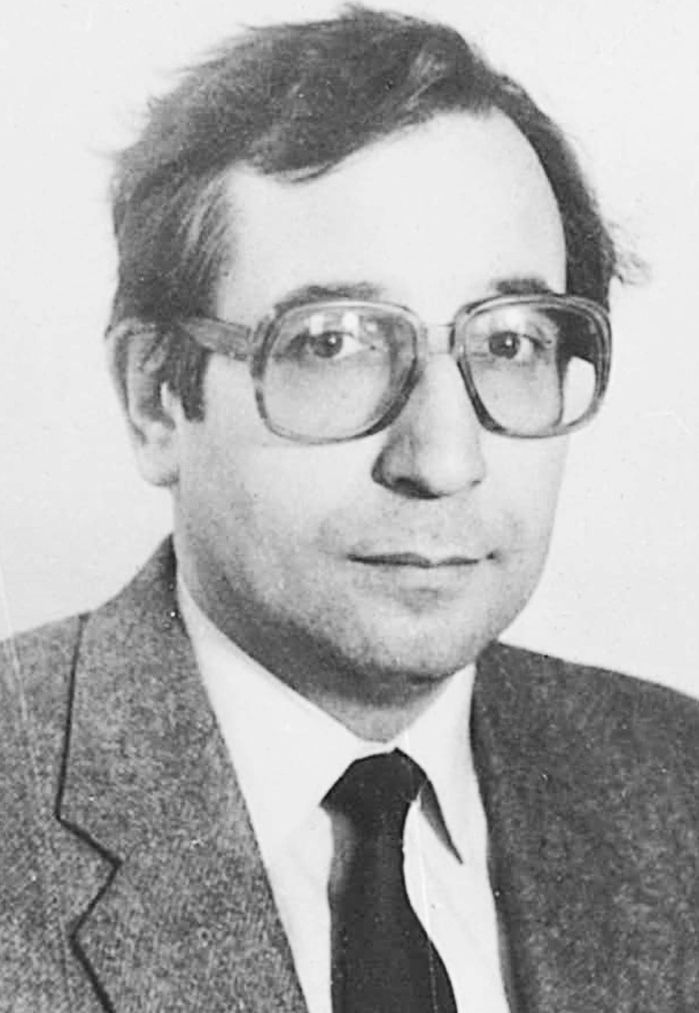 Грушин Виталий Викторович- учитель физики