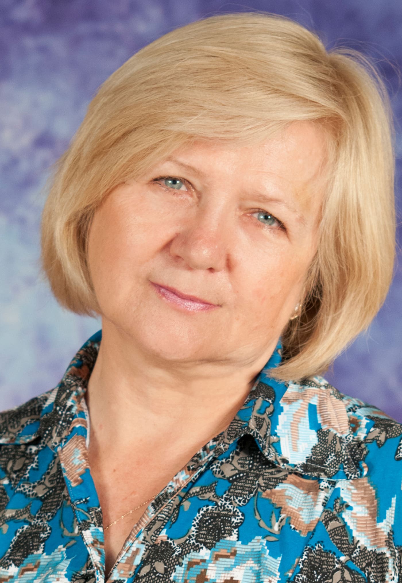 Шишлакова Вера Васильевна- учитель физики и экспериментальной физики 