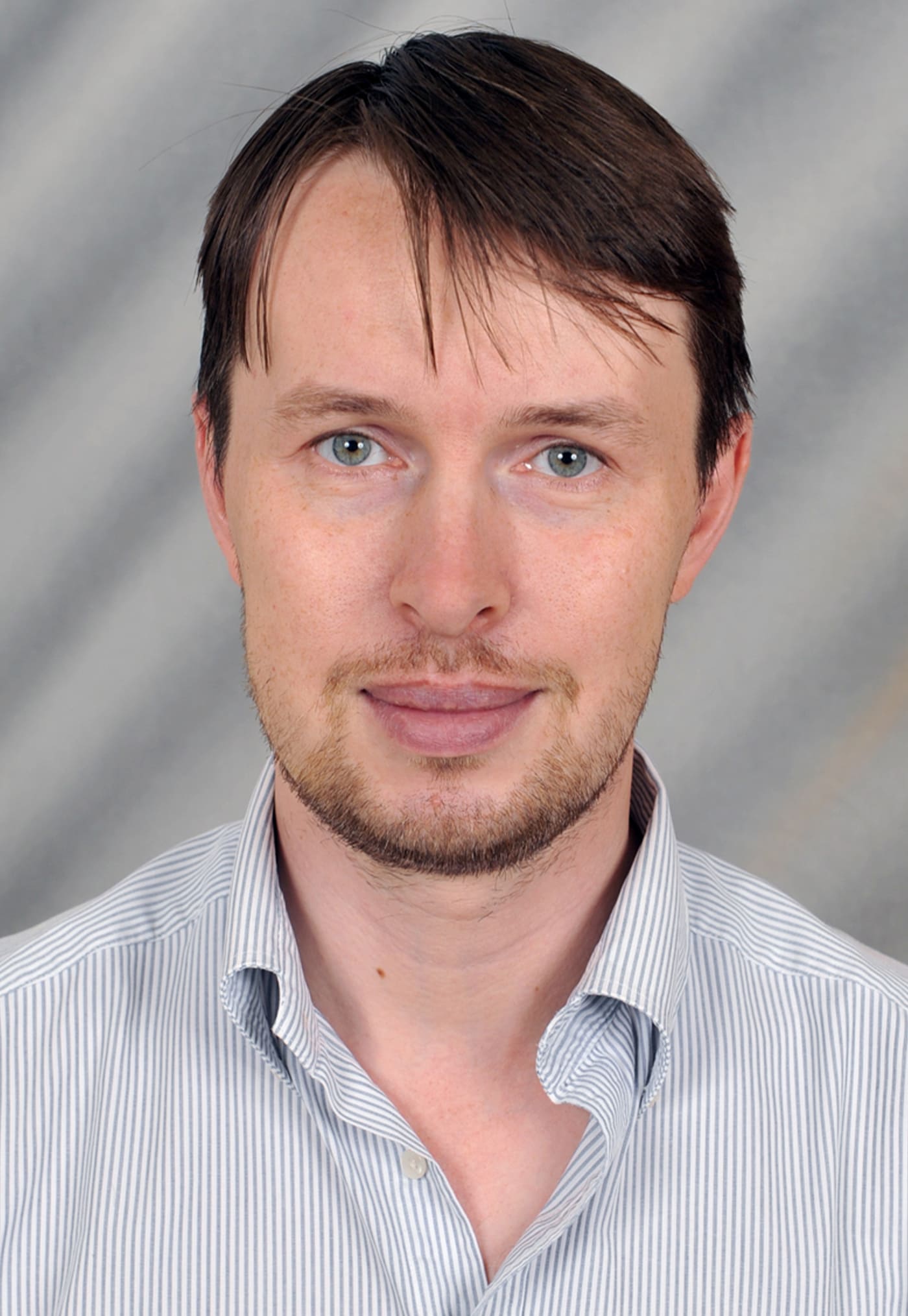 Тимошенко Сергей Леонидович- учитель физики и экспер.физики